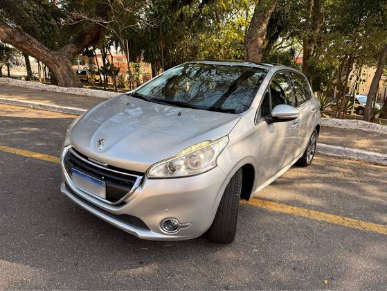 PEUGEOT 208 1.6 GRIFFE 16V FLEX 4P AUTOMÁTICO